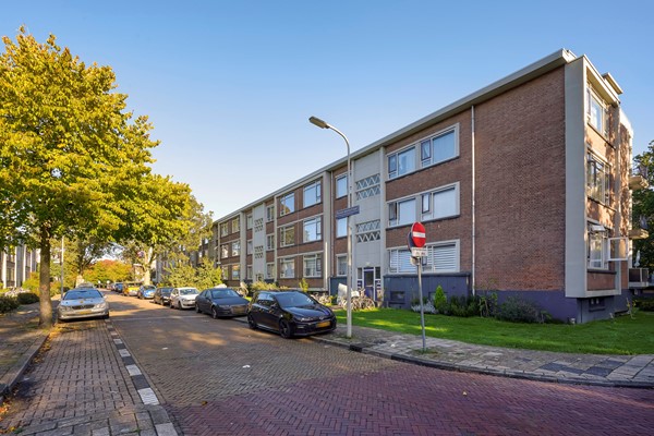 Medium property photo - Ruinerwoldstraat 52, 2541 PS Den Haag
